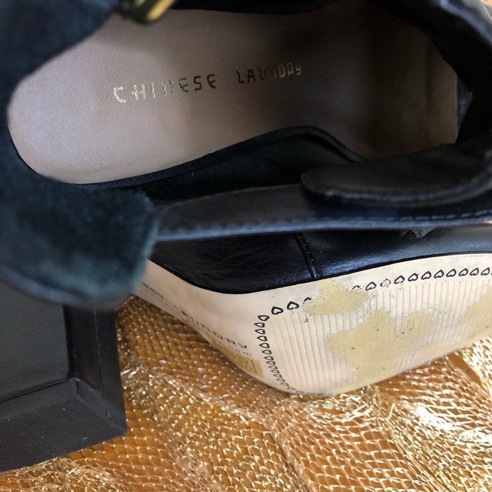 Black Chinese Laundry Peep Toe Heels - Picture 3 of 4